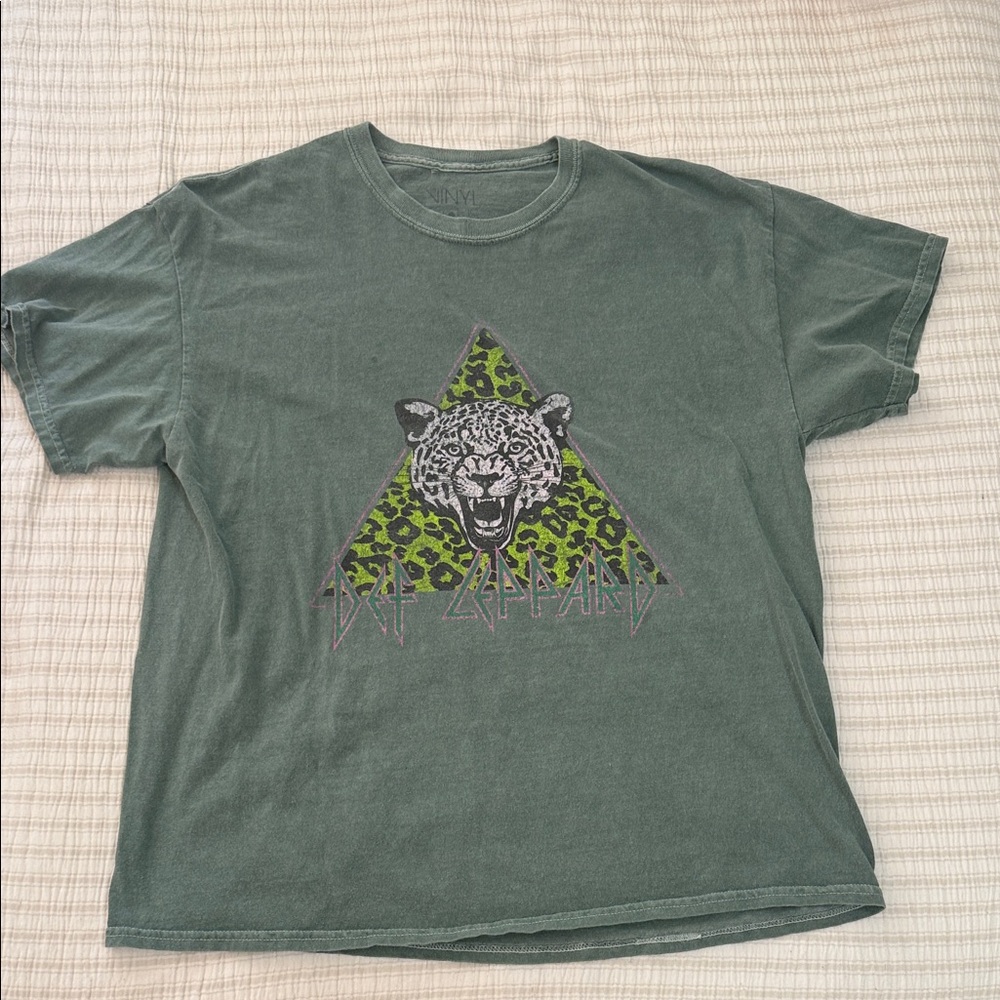 Green Graphic Short Sleeve Tee